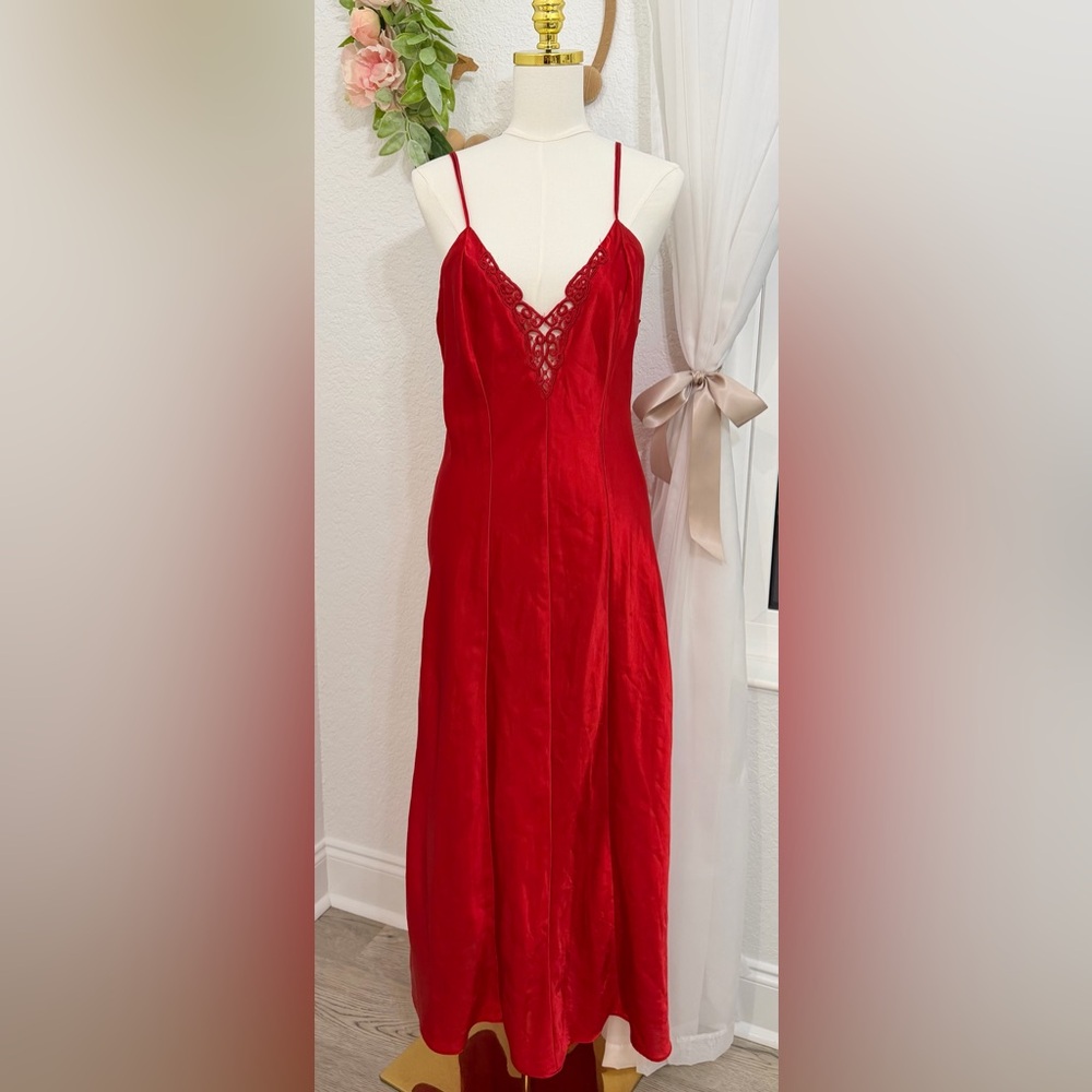 Vintage 1990s Frederick’s of Hollywood RED Long Négligée Lingerie Nightgown -L